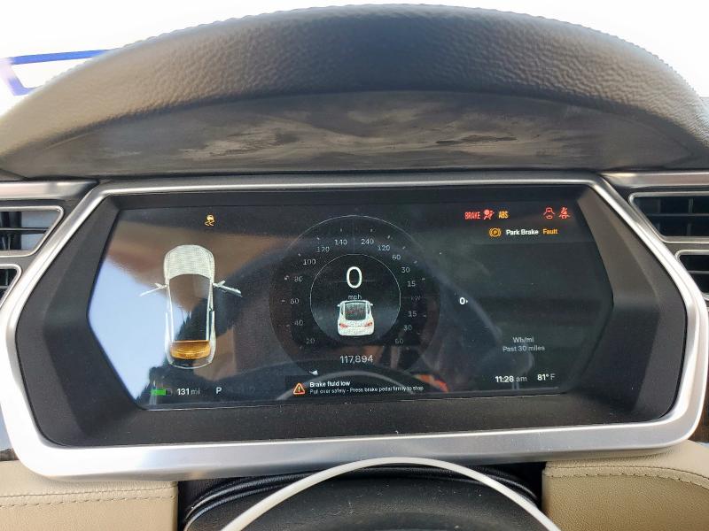 Photo 9 from auction – 2013 TESLA MODEL S with VIN 5YJSA1CG8DFP20495