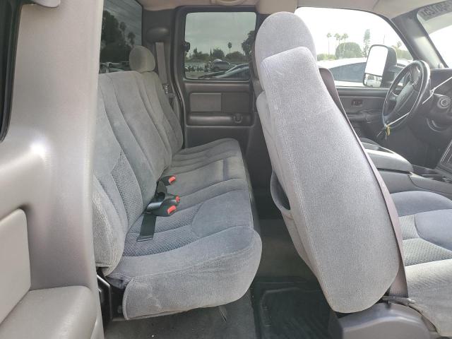 Photo 10 from auction – 2004 CHEVROLET SILVERADO with VIN 2GCEK19T741299676