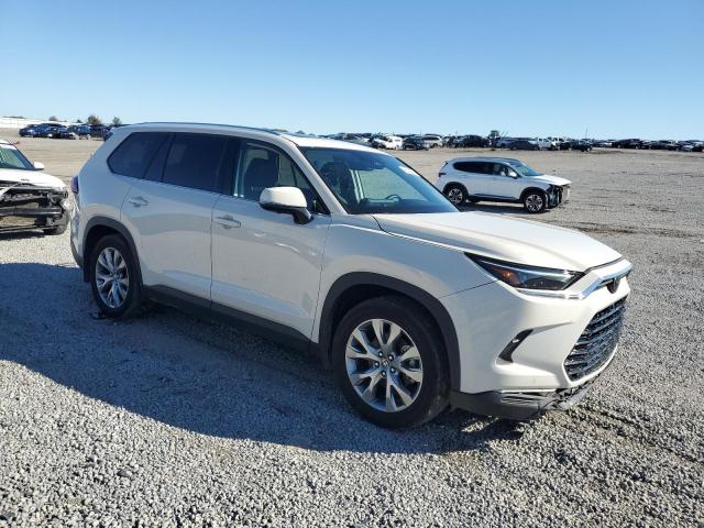 Photo 4 from auction – 2024 TOYOTA GRAND HIGH with VIN 5TDAAAB5XRS065593