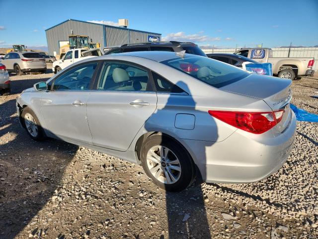 Photo 2 from auction – 2013 HYUNDAI SONATA with VIN 5NPEB4AC8DH766096