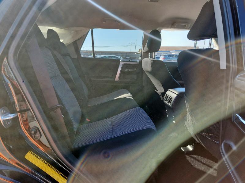 Photo 10 from auction – 2016 TOYOTA 4RUNNER SR with VIN JTEBU5JR7G5342741