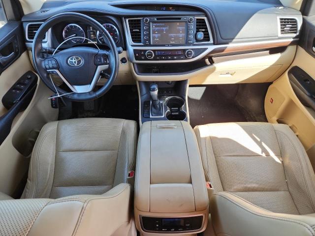 Photo 8 from auction – 2015 TOYOTA HIGHLANDER with VIN 5TDDKRFH6FS216261