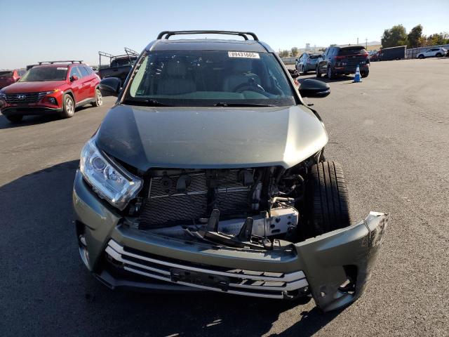 Photo 5 from auction – 2019 TOYOTA HIGHLANDER with VIN 5TDJGRFH6KS068496
