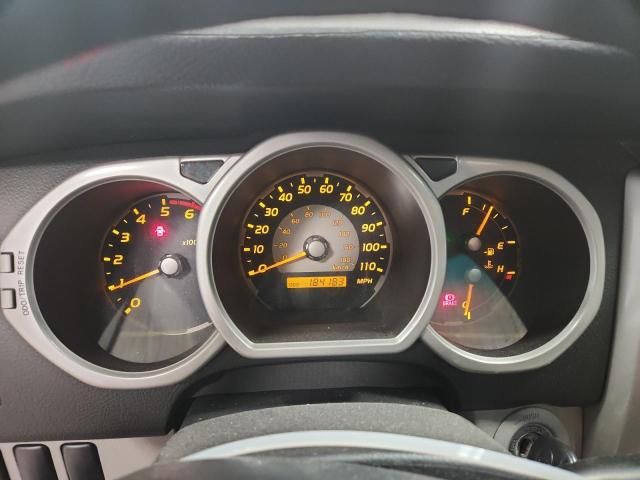 Photo 9 from auction – 2004 TOYOTA 4RUNNER SR with VIN JTEBT14R340031811