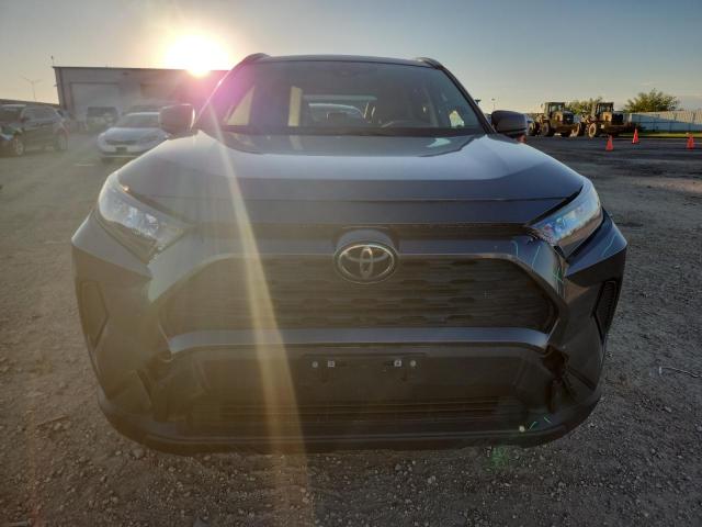 Photo 5 from auction – 2020 TOYOTA RAV4 LE with VIN JTMF1RFV4LD063209