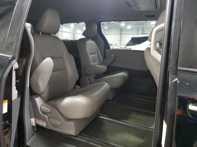 Photo 11 from auction – 2018 TOYOTA SIENNA XLE with VIN 5TDDZ3DC9JS202900