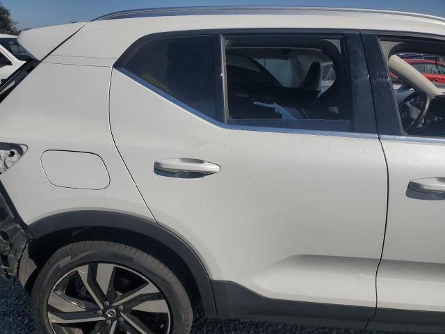 Photo 10 from auction – 2023 VOLVO XC40 PLUS with VIN YV4K92HN5P2930241