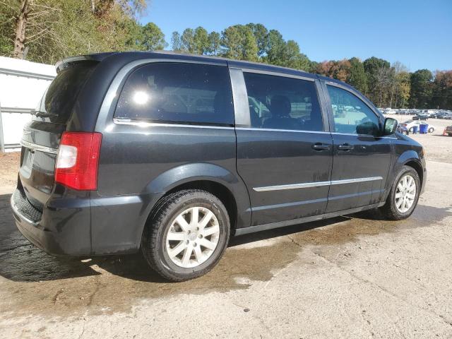 Photo 3 from auction – 2016 CHRYSLER TOWN & COU with VIN 2C4RC1BG6GR147874