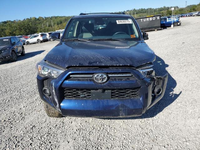 Photo 5 from auction – 2023 TOYOTA 4RUNNER SE with VIN JTENU5JR7P6200218