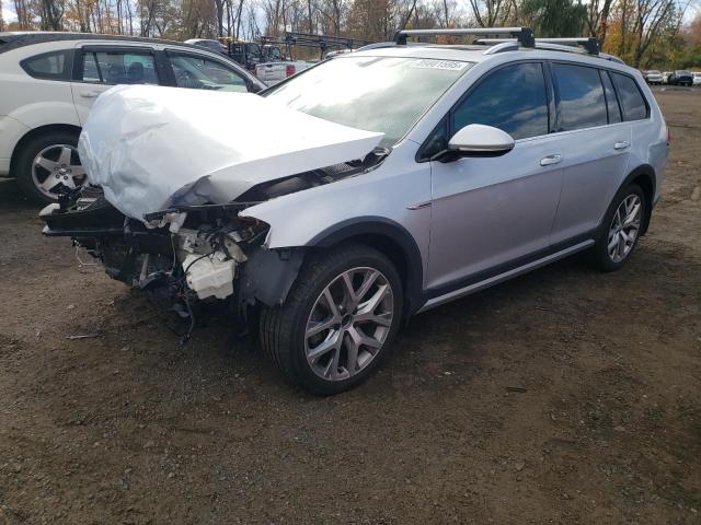 VOLKSWAGEN GOLF ALLTR 2017 with VIN 3VWH17AUXHM506841 - Photo from auction