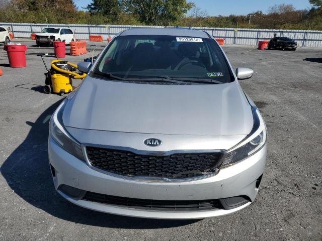Photo 5 from auction – 2018 KIA FORTE with VIN 3KPFL4A78JE170376