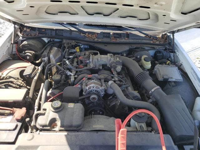 Photo 11 from auction – 2006 FORD CROWN VICT with VIN 2FAFP71W76X156439