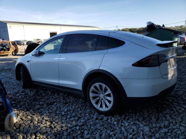 Photo 2 from auction – 2018 TESLA MODEL X with VIN 5YJXCAE2XJF106397