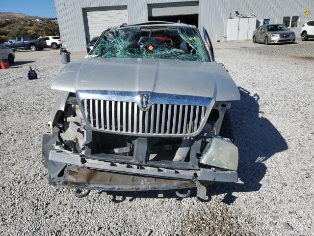 Photo 5 from auction – 2005 LINCOLN NAVIGATOR with VIN 5LMFU28515LJ09835