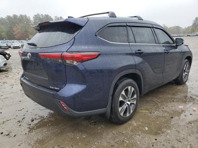 Photo 3 from auction – 2021 TOYOTA HIGHLANDER XLE with VIN 5TDGZRBH3MS080778