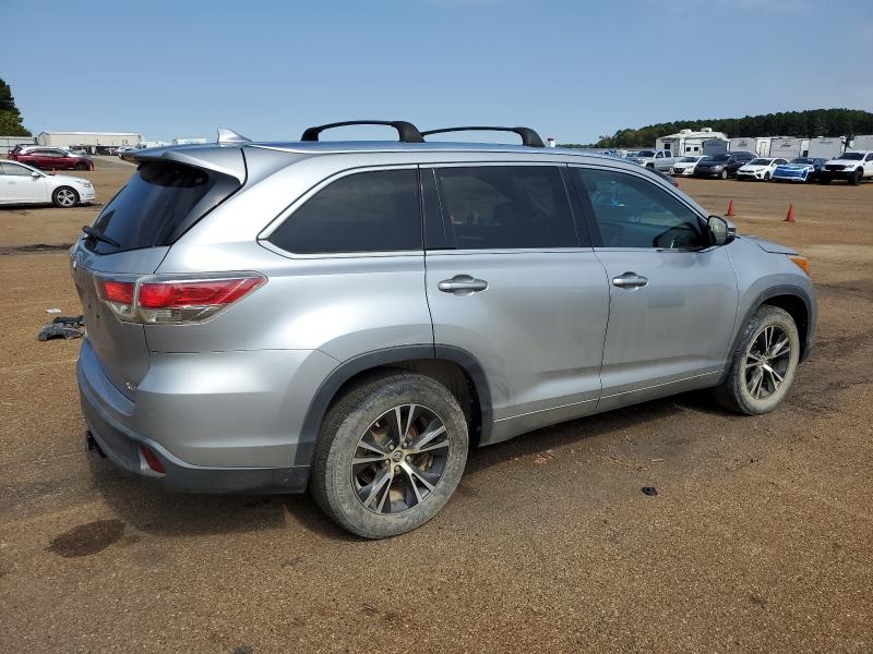 Photo 3 from auction – 2016 TOYOTA HIGHLANDER with VIN 5TDKKRFH9GS125929