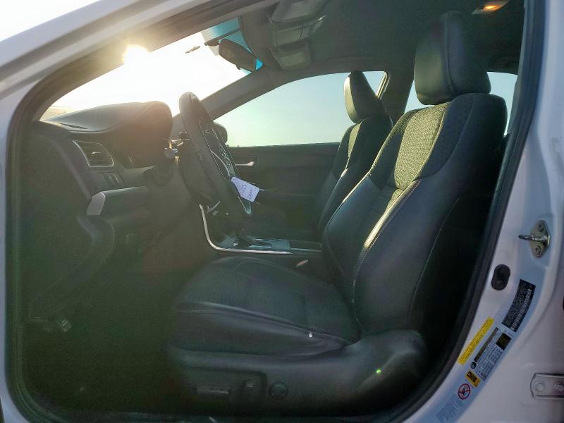 Photo 7 from auction – 2015 TOYOTA CAMRY LE with VIN 4T1BF1FKXFU995342