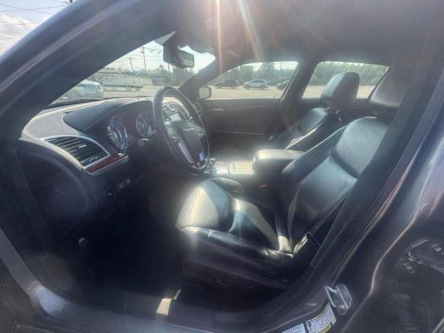 Photo 5 from auction – 2012 CHRYSLER 300 LIMITE with VIN 2C3CCACG7CH243246