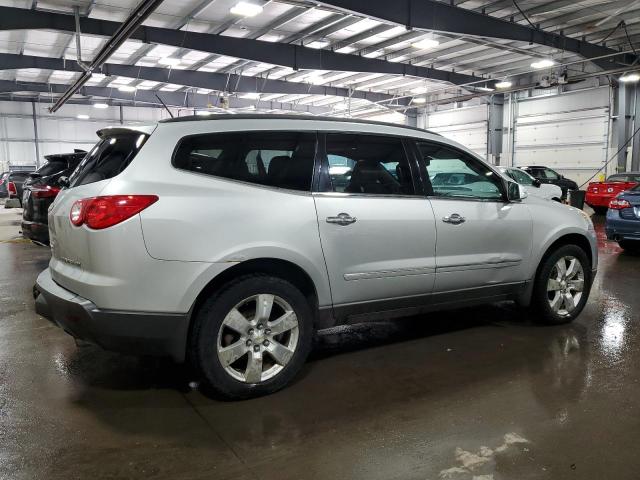 Photo 3 from auction – 2011 CHEVROLET TRAVERSE L with VIN 1GNKVLED5BJ402365