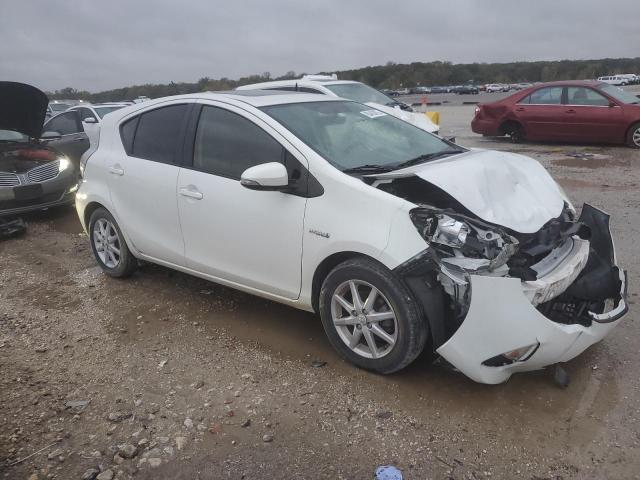 Photo 4 from auction – 2014 TOYOTA PRIUS C with VIN JTDKDTB30E1065616