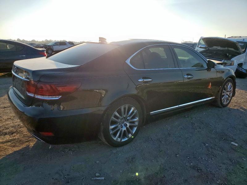 Photo 3 from auction – 2014 LEXUS LS 460 with VIN JTHBL5EF4E5132004