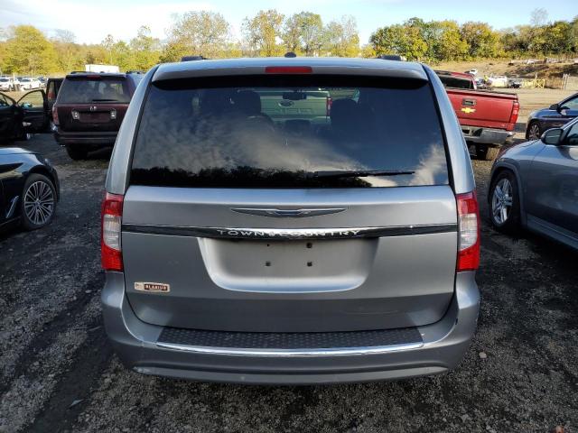 Photo 6 from auction – 2016 CHRYSLER TOWN & COU with VIN 2C4RC1CG6GR283677