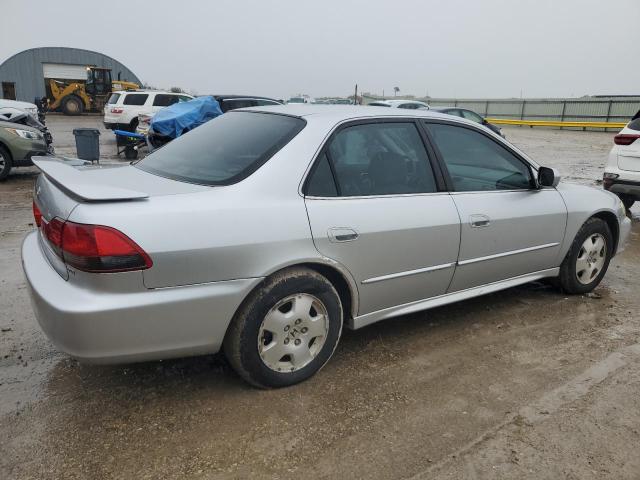 Photo 3 from auction – 2001 HONDA ACCORD with VIN 1HGCG16581A085569