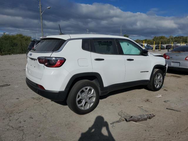 Photo 3 from auction – 2024 JEEP COMPASS SP with VIN 3C4NJDAN3RT171989