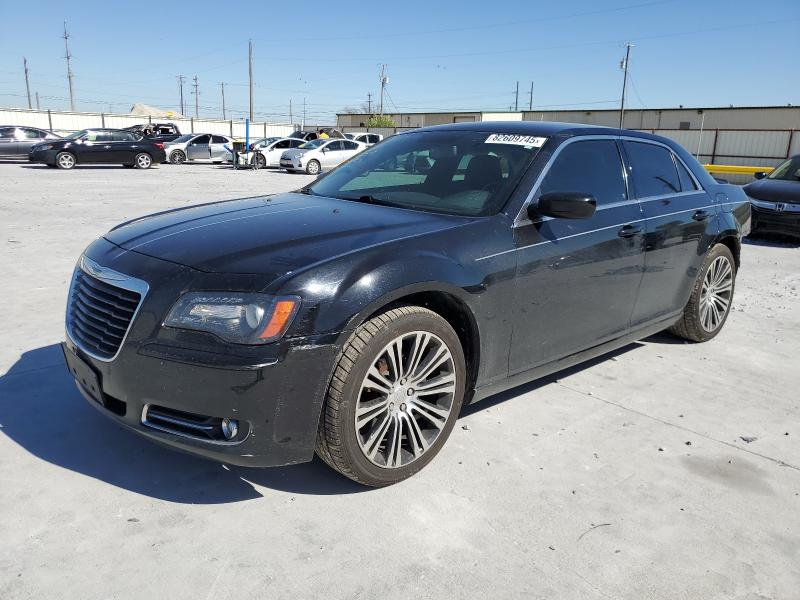 CHRYSLER 300 S 2013 with VIN 2C3CCABG8DH586425 - Photo from auction