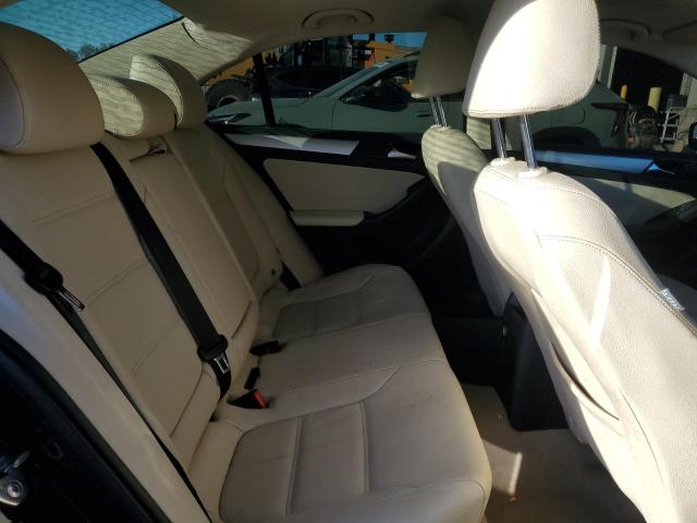 Photo 10 from auction – 2011 VOLKSWAGEN JETTA TDI with VIN 3VWLL7AJ5BM087704
