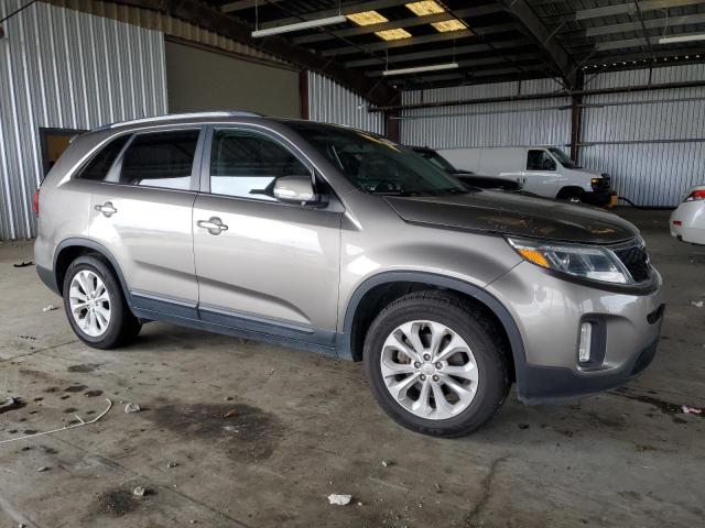 Photo 4 from auction – 2015 KIA SORENTO EX with VIN 5XYKUDA76FG627448