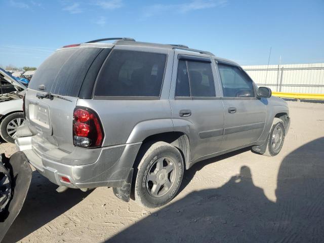 Photo 3 from auction – 2005 CHEVROLET TRAILBLAZE with VIN 1GNDT13S452133360