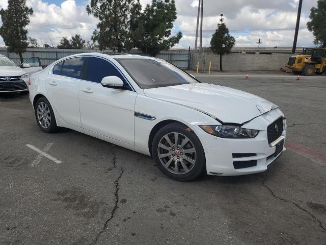 Photo 4 from auction – 2019 JAGUAR XE with VIN SAJAR4FX5KCP49935