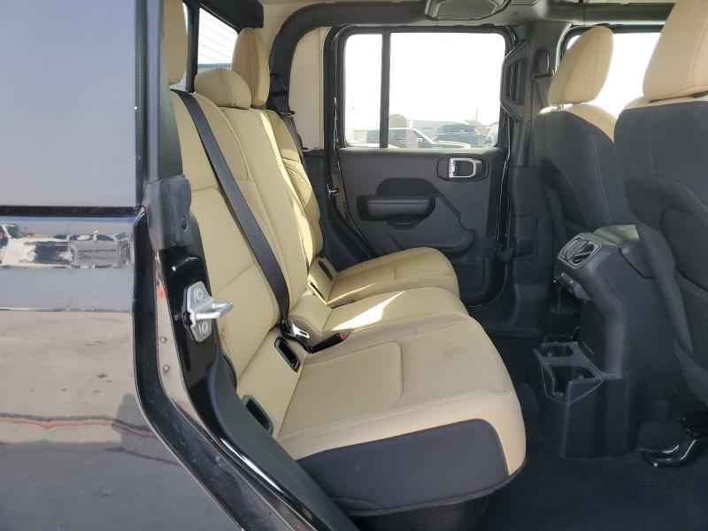 Photo 10 from auction – 2020 JEEP GLADIATOR with VIN 1C6HJTAG0LL108027