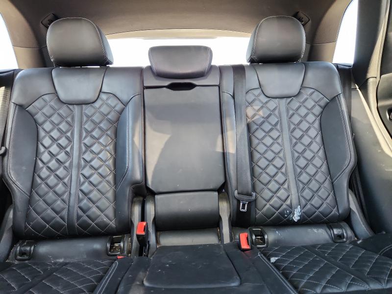 Photo 10 from auction – 2018 AUDI SQ5 PREMIUM PLUS with VIN WA1A4AFY5J2200836