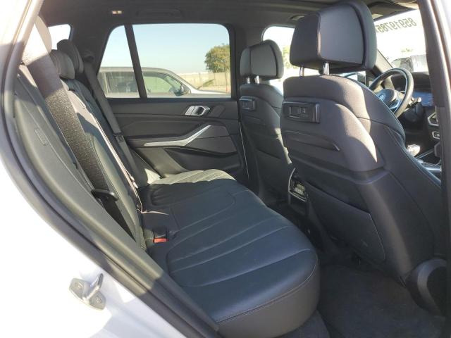 Photo 11 from auction – 2019 BMW X5 XDRIVE5 with VIN 5UXJU2C58KLN64202