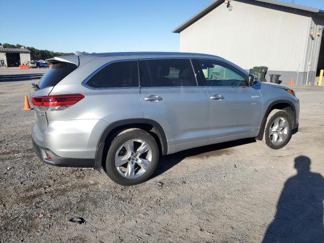 Photo 3 from auction – 2019 TOYOTA HIGHLANDER with VIN 5TDDGRFH4KS076559