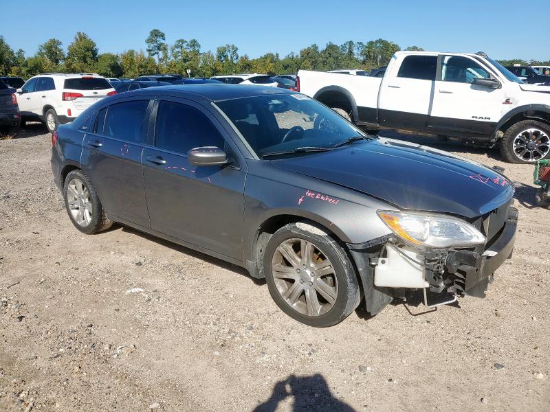 Photo 4 from auction – 2013 CHRYSLER 200 TOURIN with VIN 1C3CCBBB0DN501210