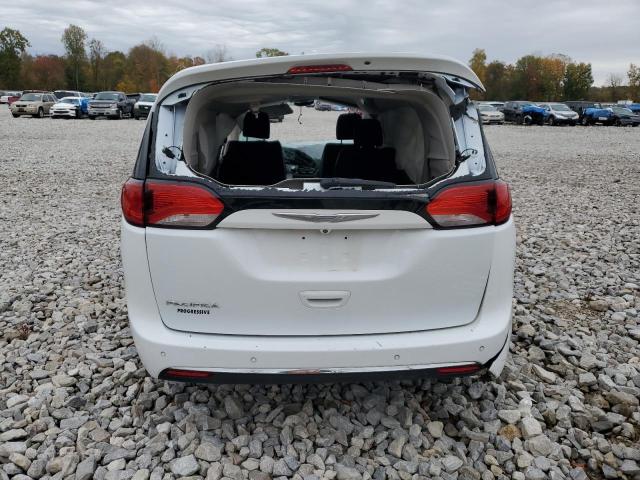 Photo 6 from auction – 2017 CHRYSLER PACIFICA T with VIN 2C4RC1BG1HR675713