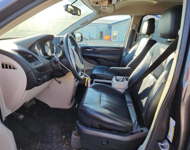 Photo 7 from auction – 2016 CHRYSLER TOWN & COU with VIN 2C4RC1BG6GR302018