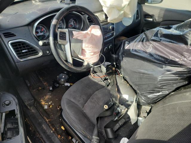 Photo 8 from auction – 2013 CHRYSLER 200 TOURIN with VIN 1C3CCBBB8DN525531