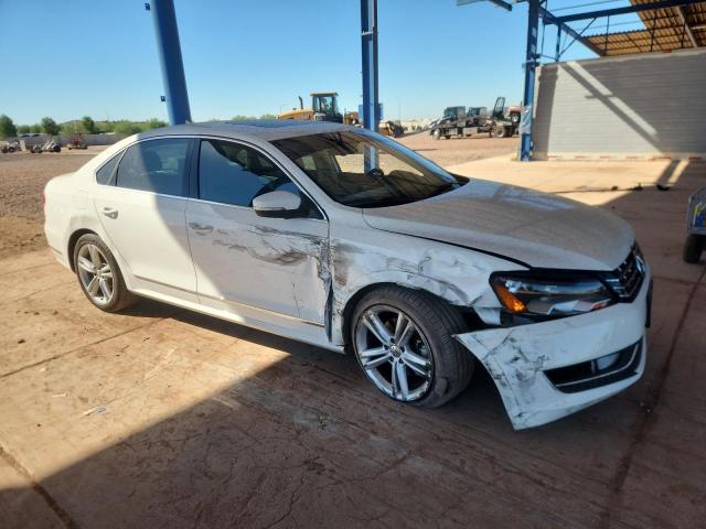 Photo 4 from auction – 2015 VOLKSWAGEN PASSAT SEL with VIN 1VWCV7A35FC059663
