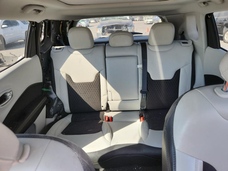 Foto 10 de la subasta – 2020 JEEP COMPASS LA con VIN 3C4NJCBB7LT252659