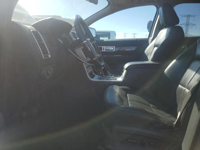 Photo 7 from auction – 2009 LINCOLN MKX with VIN 2LMDU88C89BJ09935