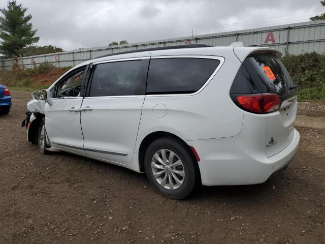 Photo 2 from auction – 2017 CHRYSLER PACIFICA T with VIN 2C4RC1BG2HR823948