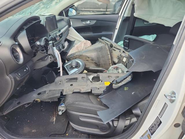 Photo 7 from auction – 2021 KIA FORTE FE with VIN 3KPF24AD1ME362364