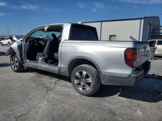 Photo 2 from auction – 2017 HONDA RIDGELINE with VIN 5FPYK3F69HB038471