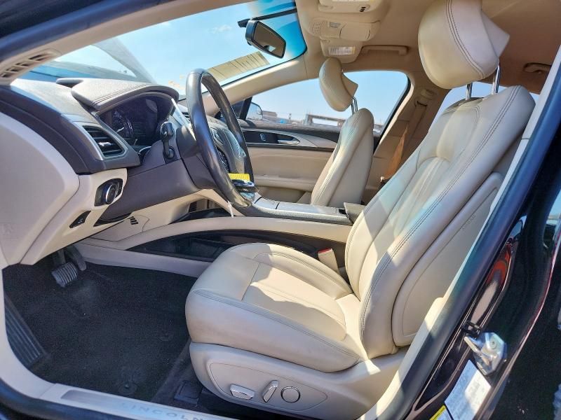 Photo 7 from auction – 2017 LINCOLN MKZ with VIN 3LN6L5KU9HR663976