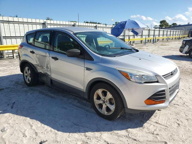 Photo 4 from auction – 2016 FORD ESCAPE S with VIN 1FMCU0F75GUB52893