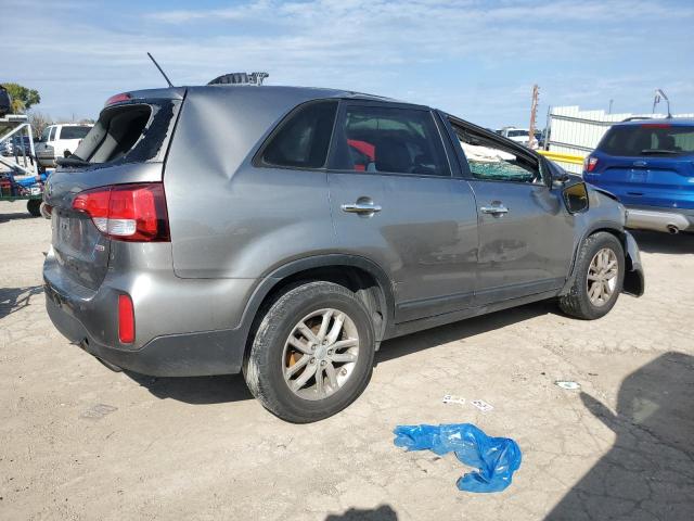 Photo 3 from auction – 2015 KIA SORENTO LX with VIN 5XYKT3A64FG646696